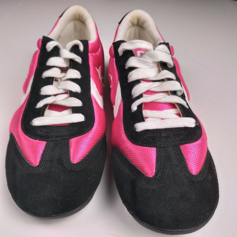 Men/ Women Unisex Converse size 10 re-issue All 1  Vintage Running Shoes